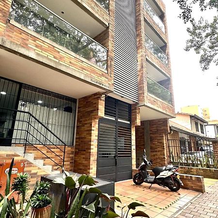 Apto Moderno En Laureles Medellín Exteriör bild