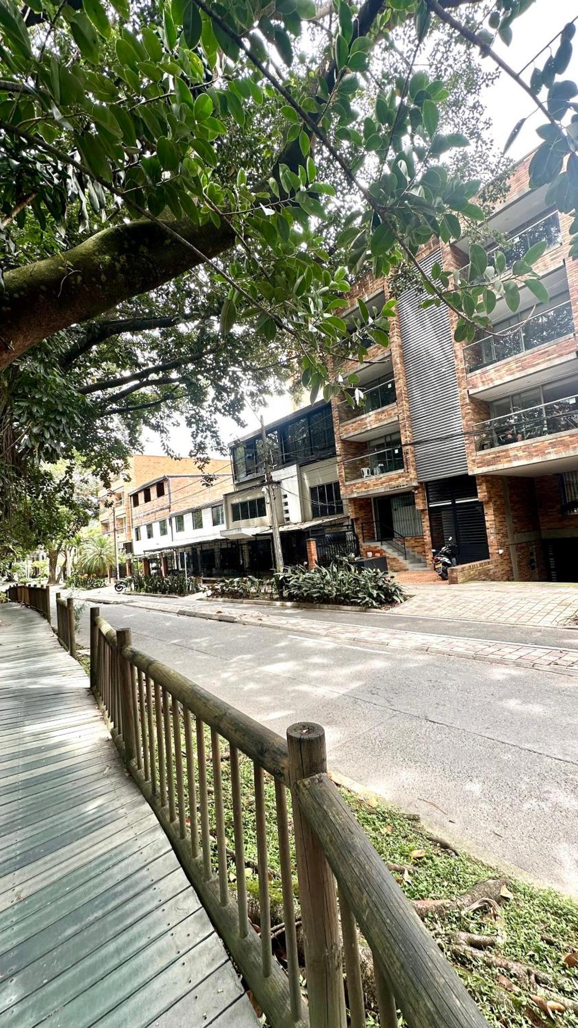 Apto Moderno En Laureles Medellín Exteriör bild