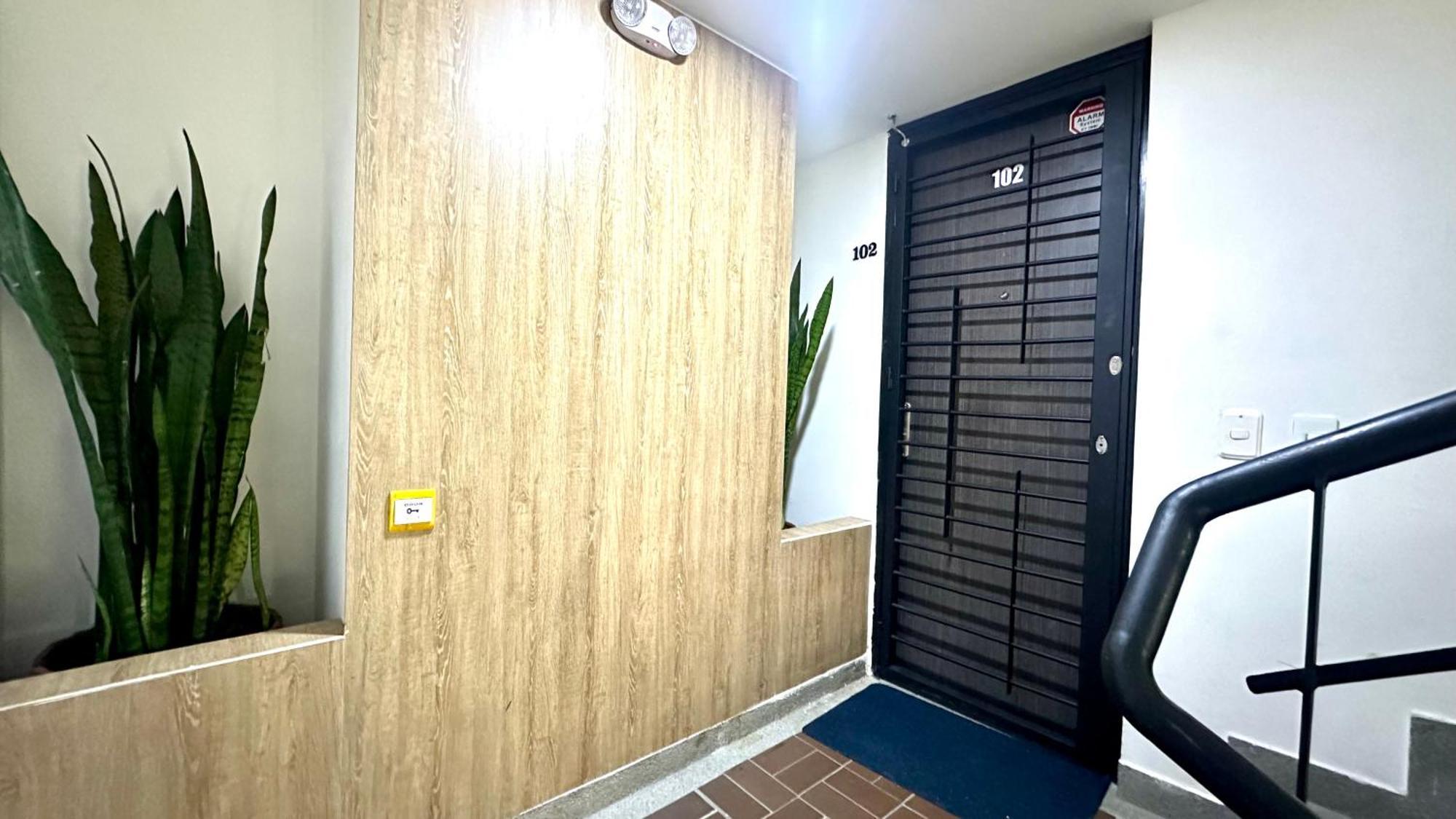 Apto Moderno En Laureles Medellín Exteriör bild