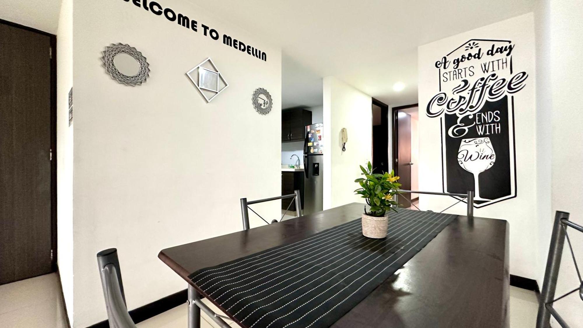 Apto Moderno En Laureles Medellín Exteriör bild