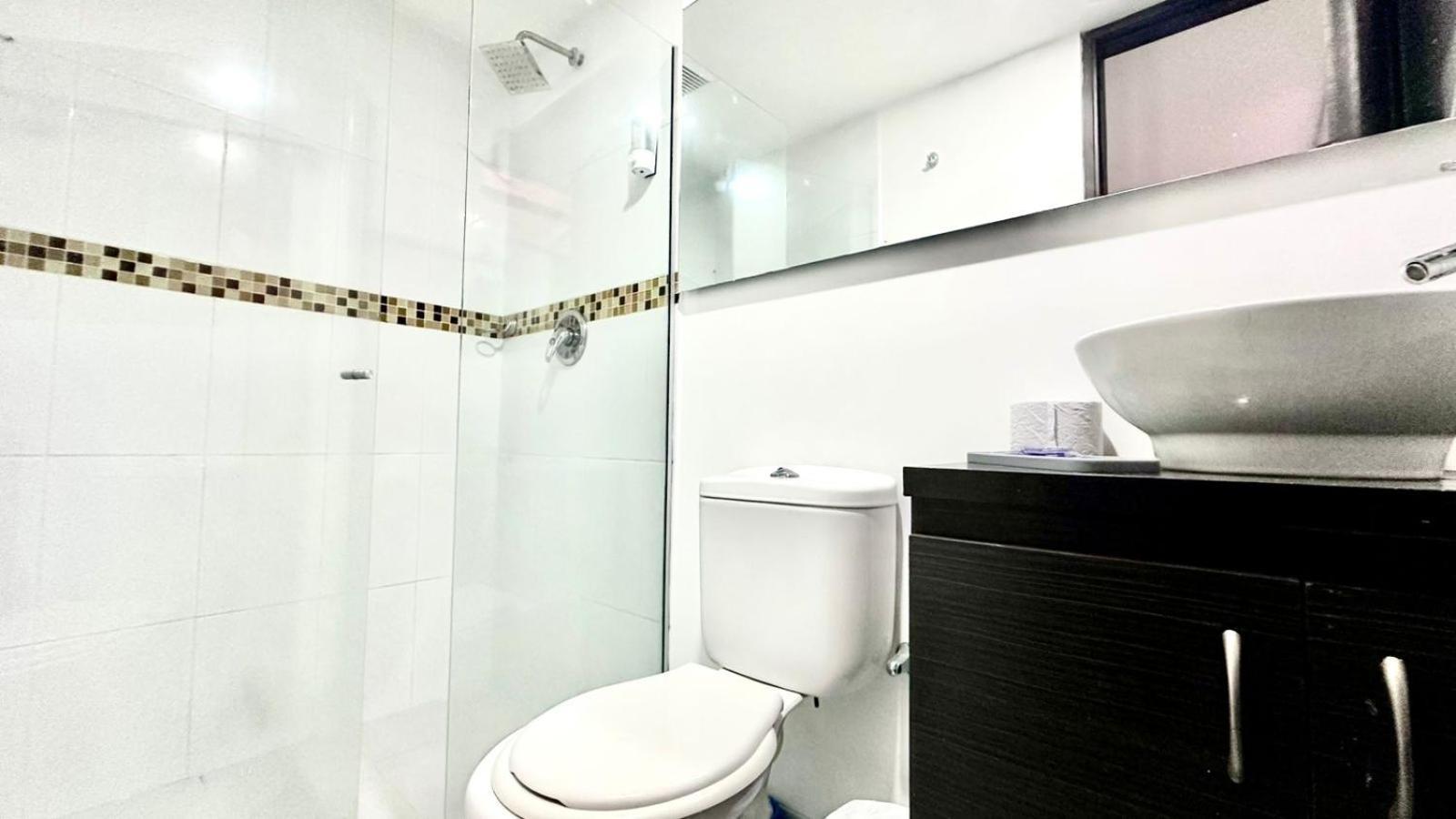 Apto Moderno En Laureles Medellín Exteriör bild