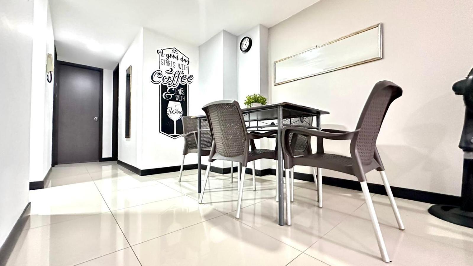 Apto Moderno En Laureles Medellín Exteriör bild