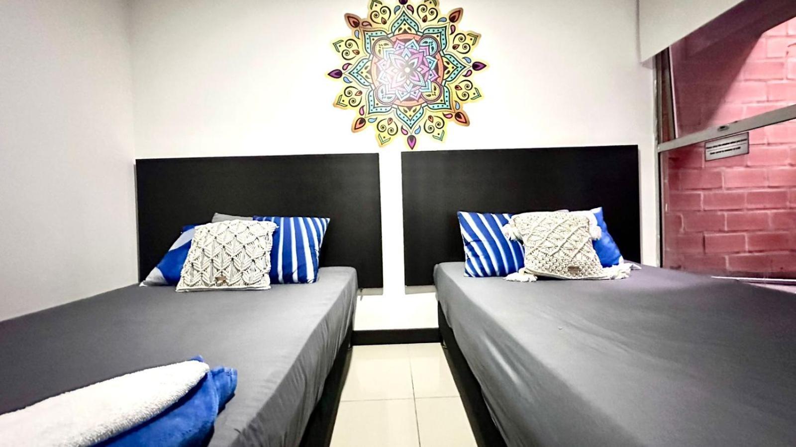 Apto Moderno En Laureles Medellín Exteriör bild
