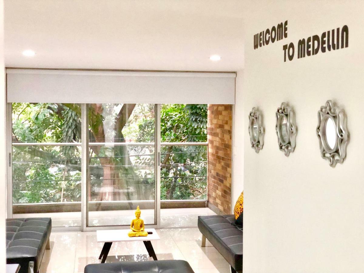 Apto Moderno En Laureles Medellín Exteriör bild